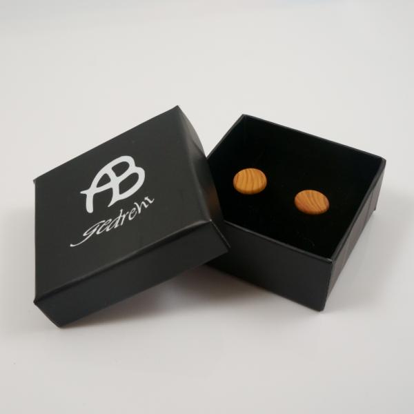Ohrstecker aus Eibenholz